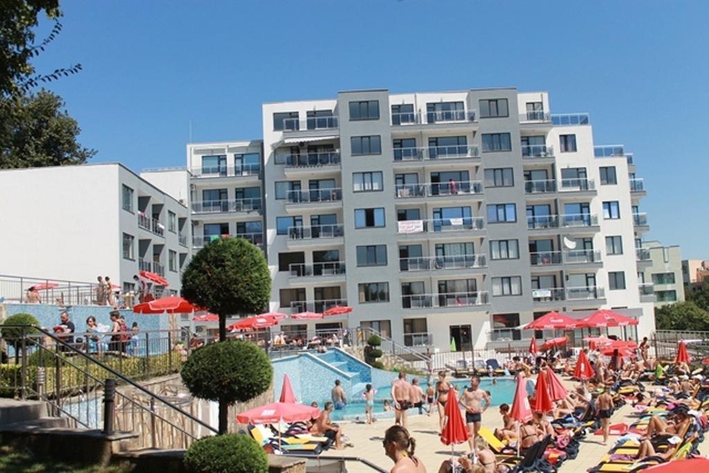 Dilov Apartments In Yalta ゴールデンサンド エクステリア 写真